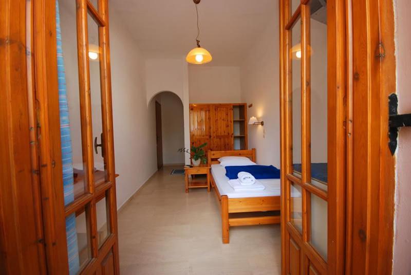 Flisvos Rooms Plakias Exterior photo